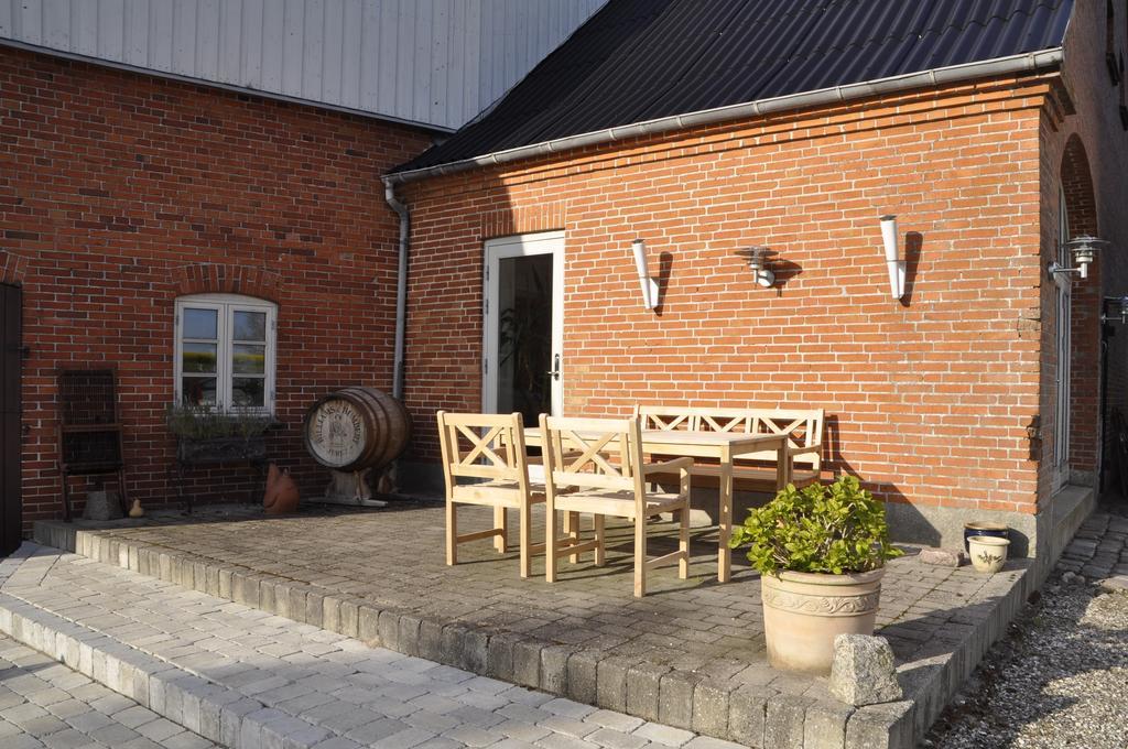 Lundsgaard Bed&Breakfast Fåborg Exterior foto